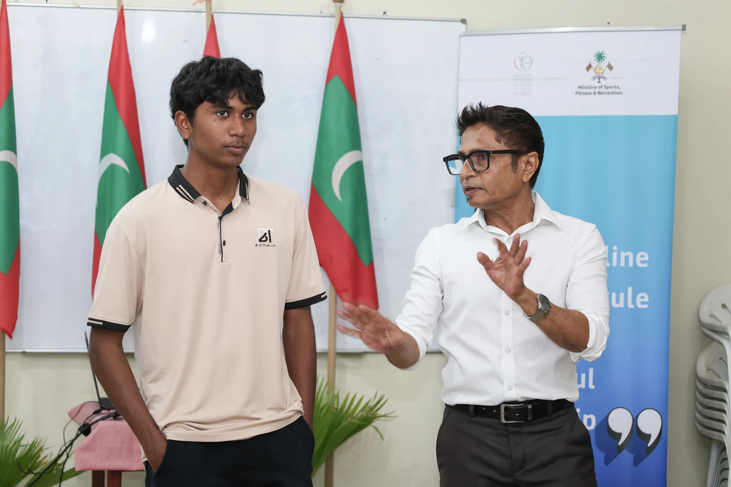 Image for ހަފްތާރެސް - ކ.ތުލުސްދޫ (ޒުވާނުންގެ ސެޝަންސް - ދުވަސް 1) service