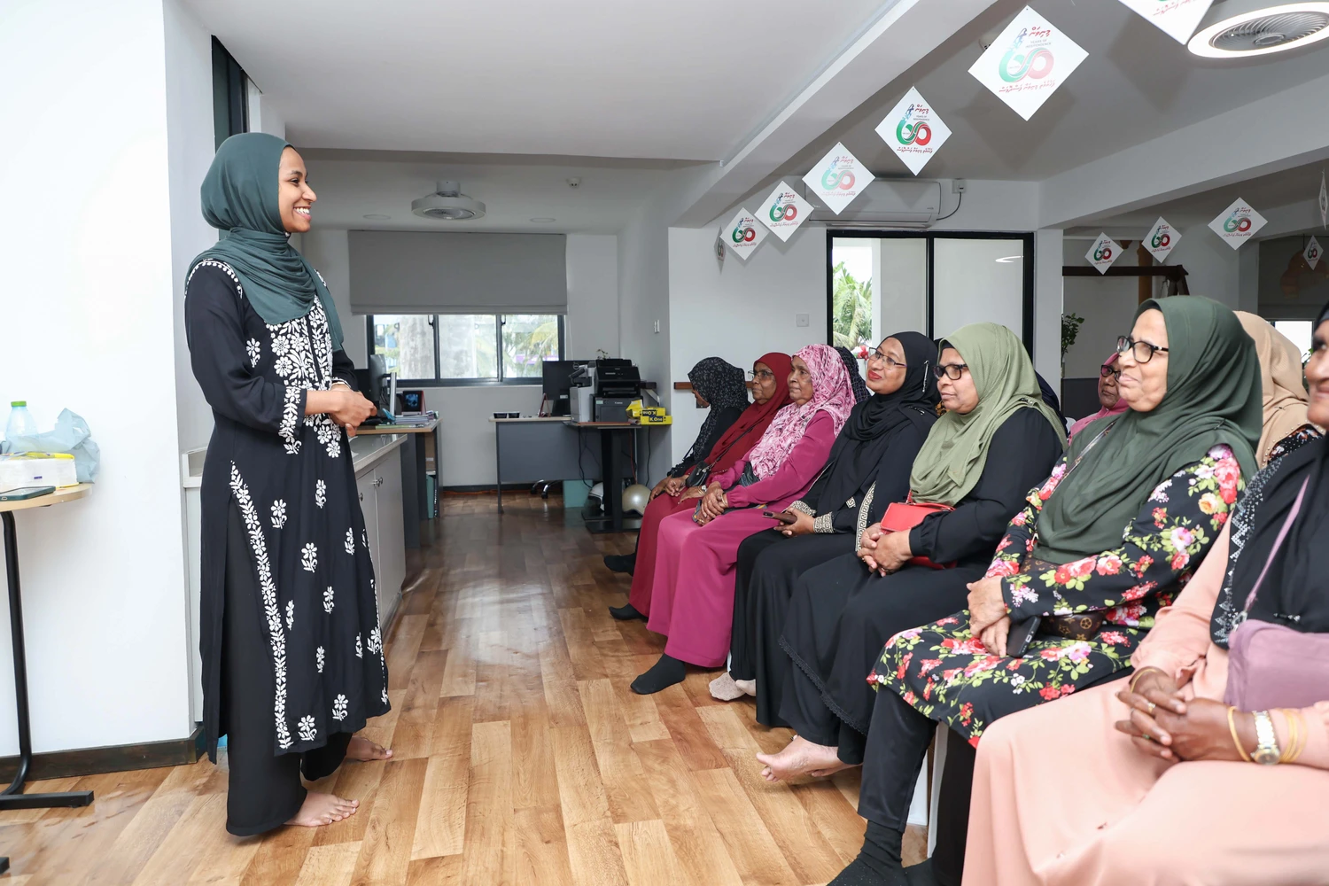 Image for އިސްރަށްވެހިންގެ ޙާއްސަ ސެޝަން service